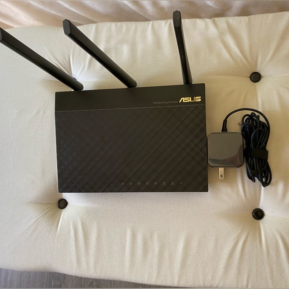 ASUS WiFi Internet Router - Picture 4 of 9